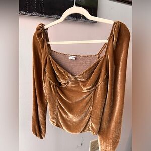 Beautiful reformation velour top, worn once